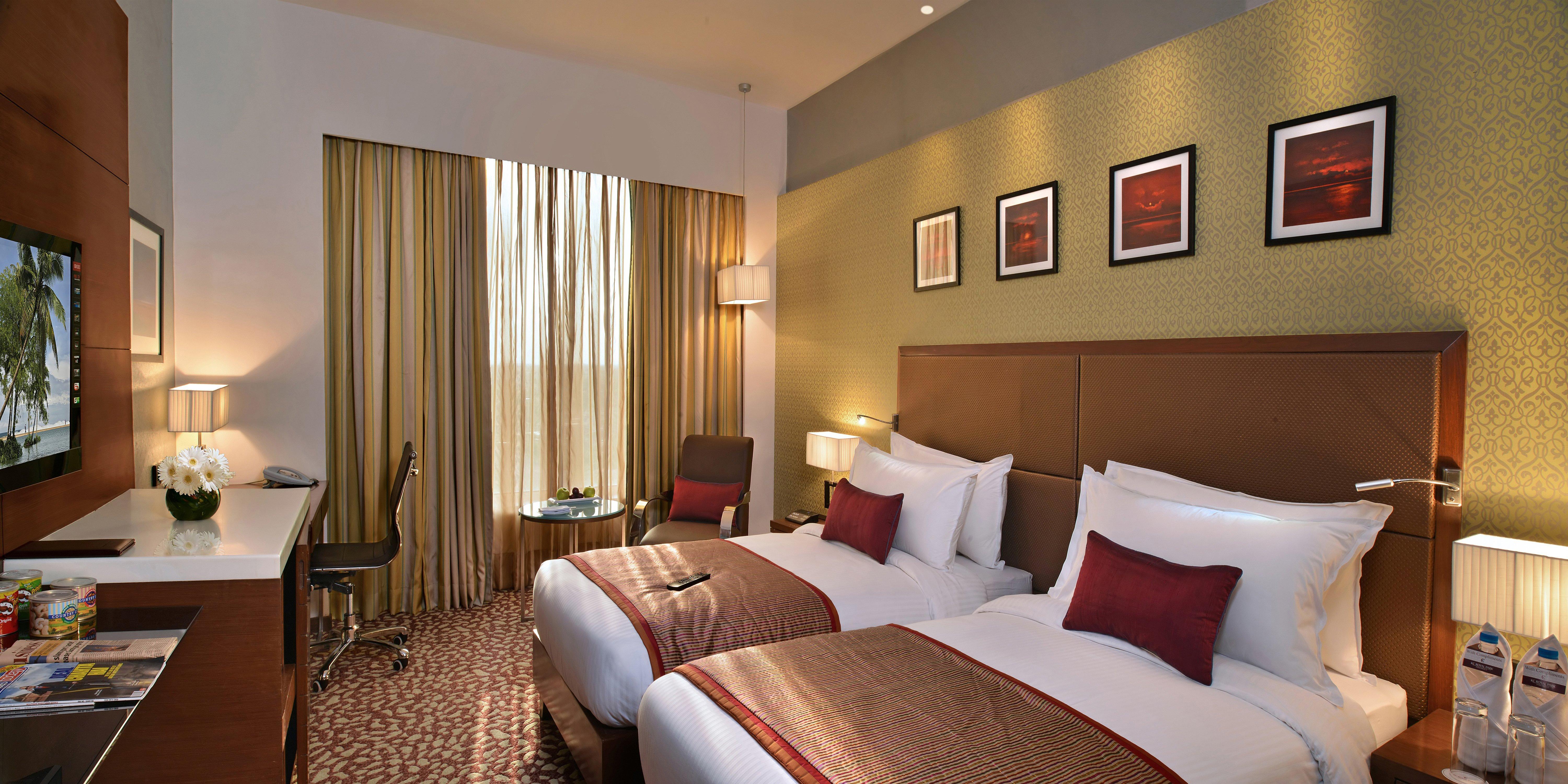 Holiday Inn Chandigarh Panchkula Exterior foto A room at the Taj Bengal