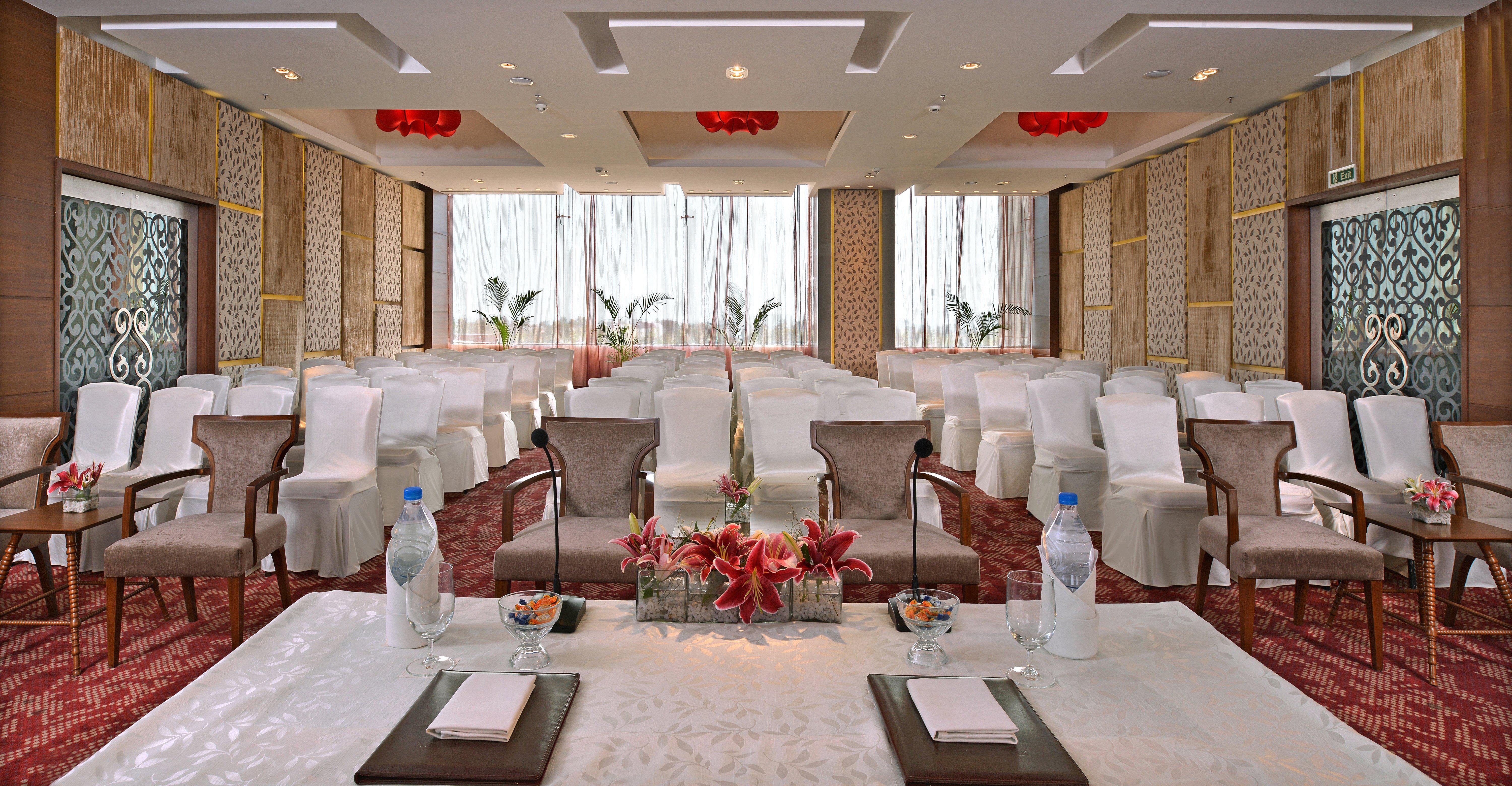 Holiday Inn Chandigarh Panchkula Exterior foto Meeting room